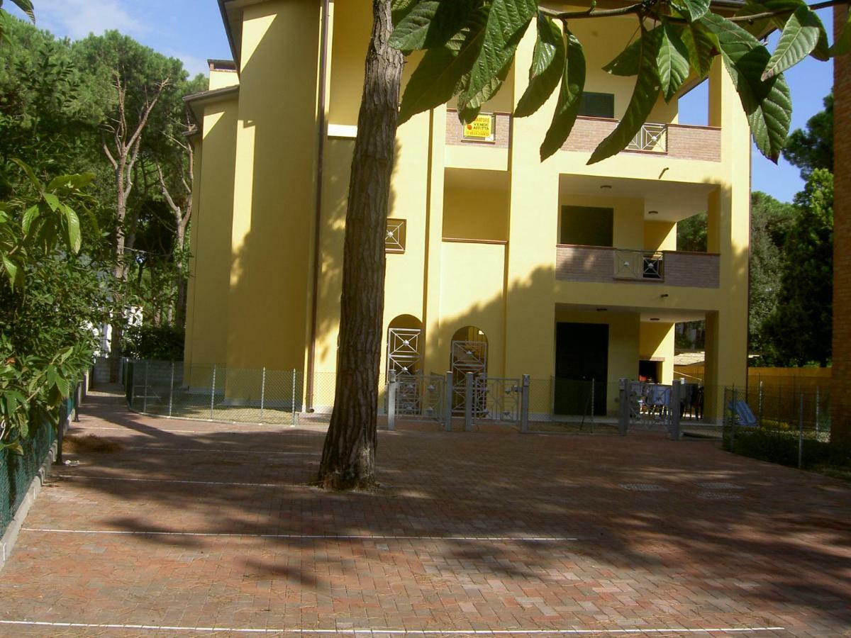 Le Terrazze Apartments Lido di Spina Εξωτερικό φωτογραφία