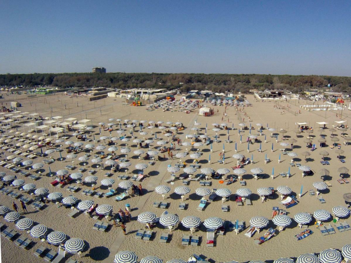 Le Terrazze Apartments Lido di Spina Εξωτερικό φωτογραφία